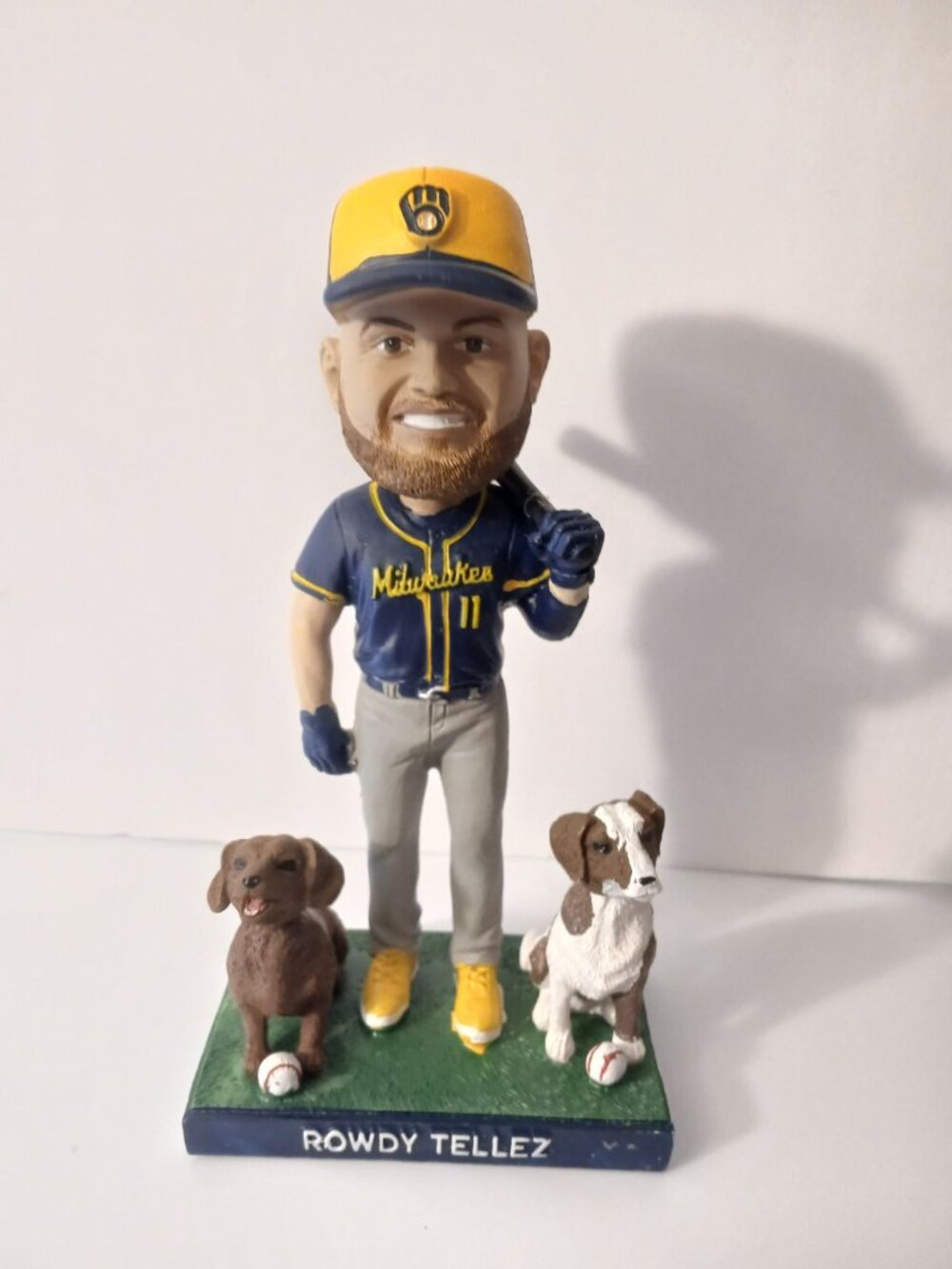 Rowdy Tellez Milwaukee Brewers Bobble Head with Dogs